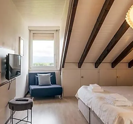 Отель Amanthos Living Nyon 3*