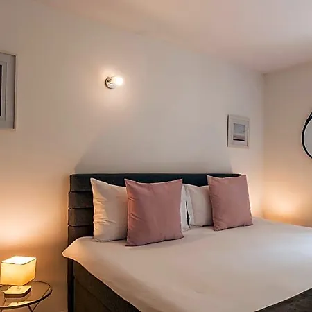 Amanthos Living Nyon 3* Etoy